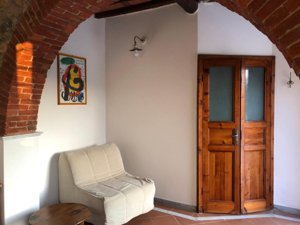 Bed and Breakfast Galleria Ars Apua Каррара Экстерьер фото